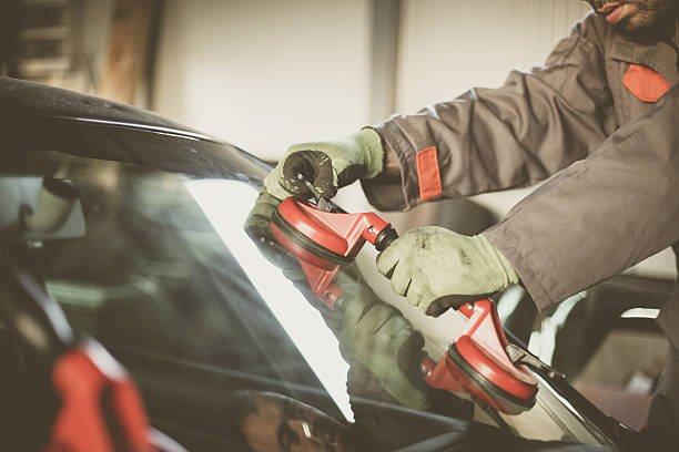 Seasonal Care for Your Auto Glass: Tips and Best Practices
